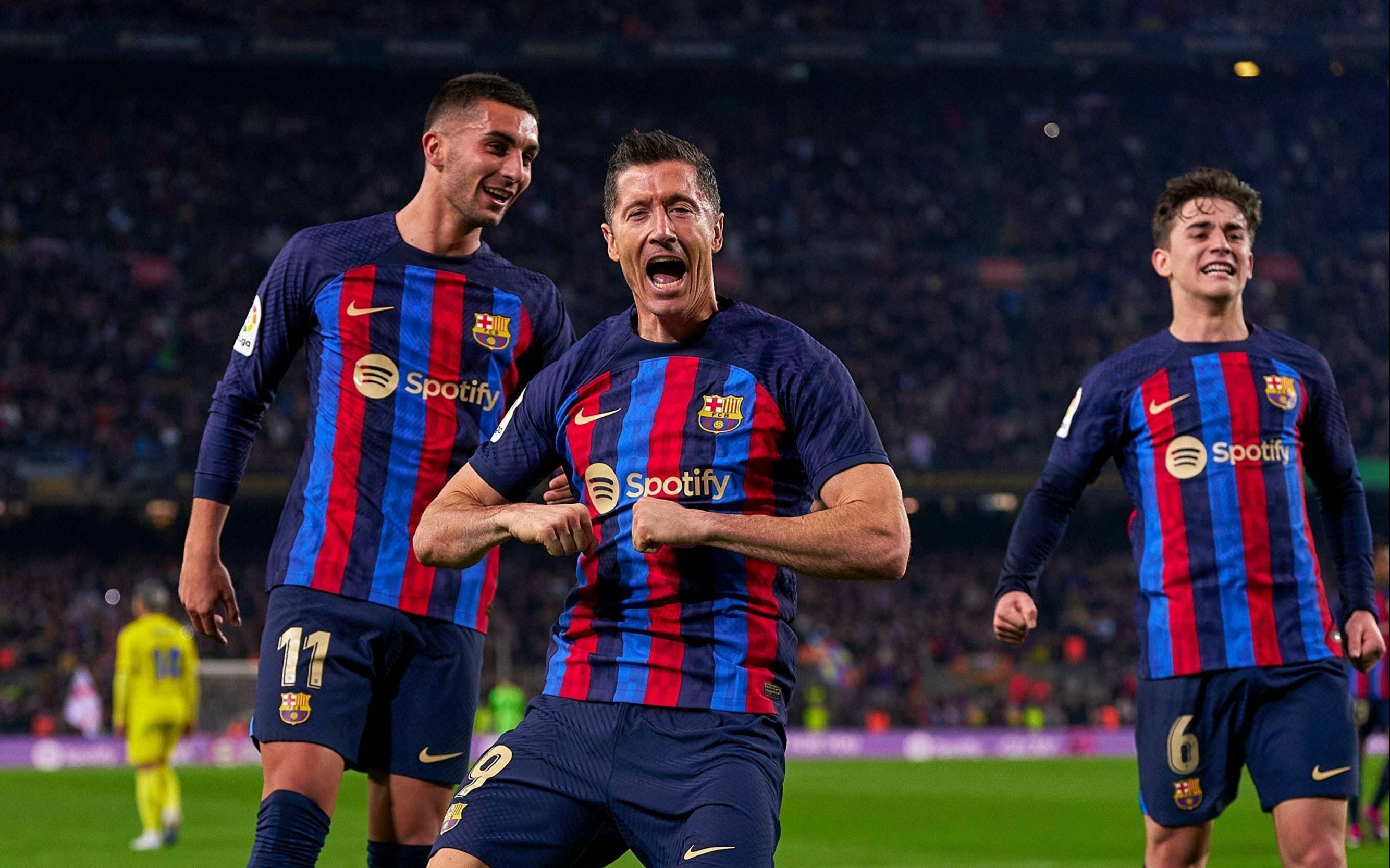 巴塞罗那客场逆转胜,保持领跑位置的简单介绍 巴塞罗那客场逆转胜,保持领跑位置的简单介绍