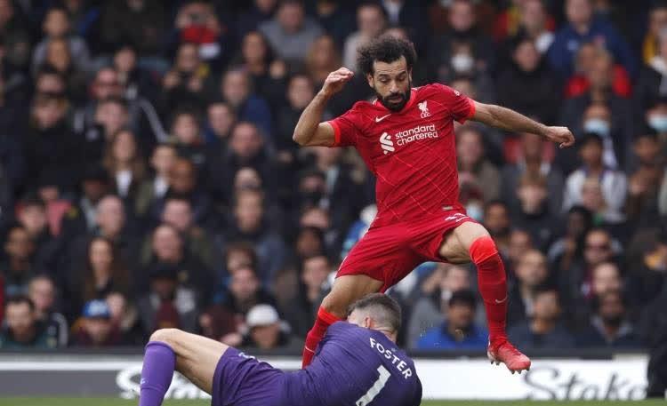 关于利物浦重返巅峰，萨拉赫连破两关联赛痛击对手的信息