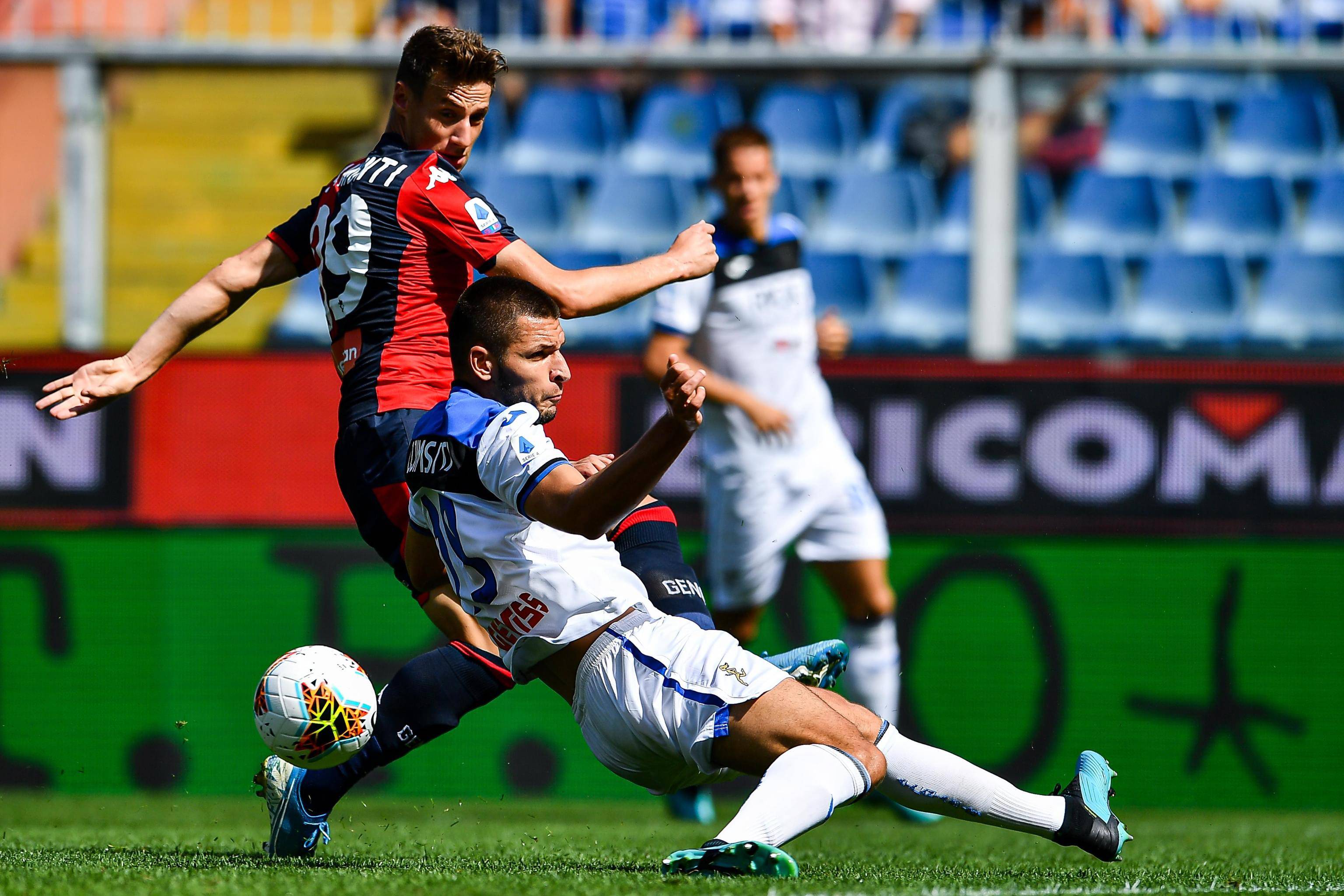 包含万众瞩目的足球盛会：世界级强队对抗的词条