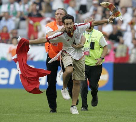 突尼斯男篮在世界比赛中击败德国队 突尼斯男篮在世界比赛中击败德国队