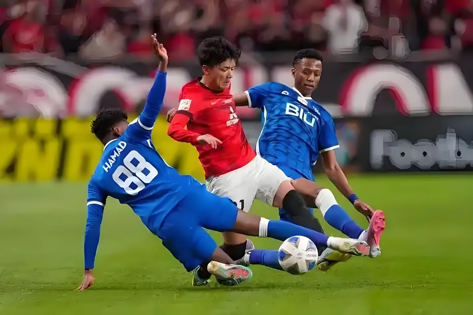 上海申花击败上海上港，重登胜利之巅的简单介绍