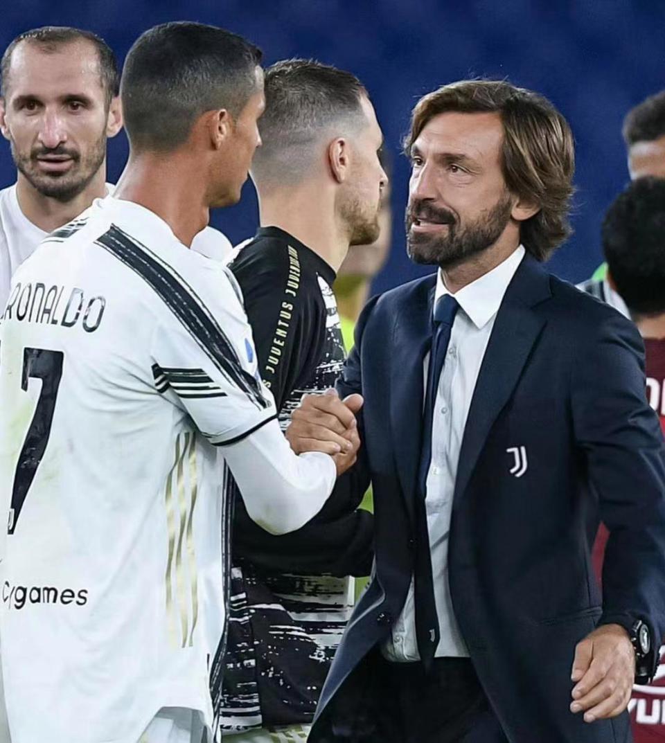 欧洲顶级俱乐部签约年轻球员