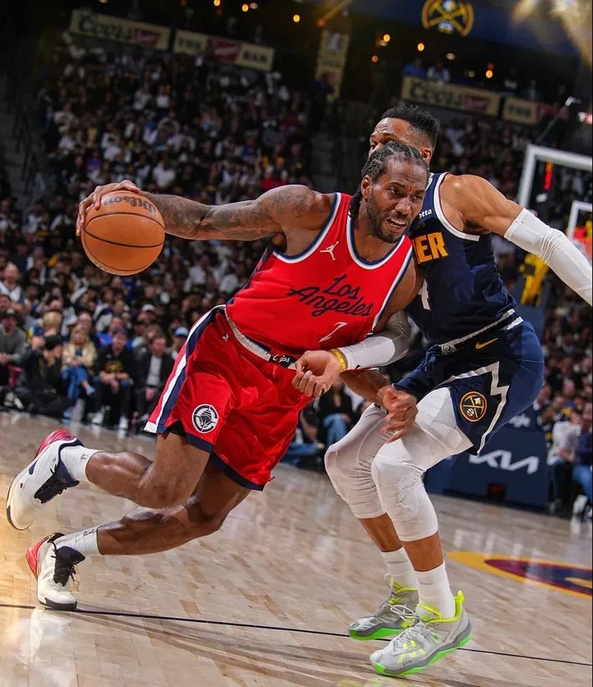 快船大胜热火，莱昂纳德爆砍分轻松赢球！的简单介绍