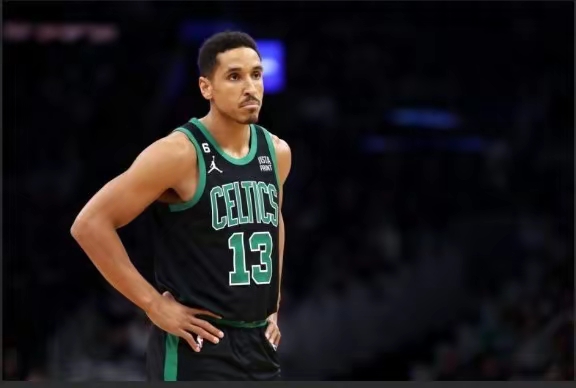 包含凯尔特人队老将宣布离队，结束职业生涯的词条