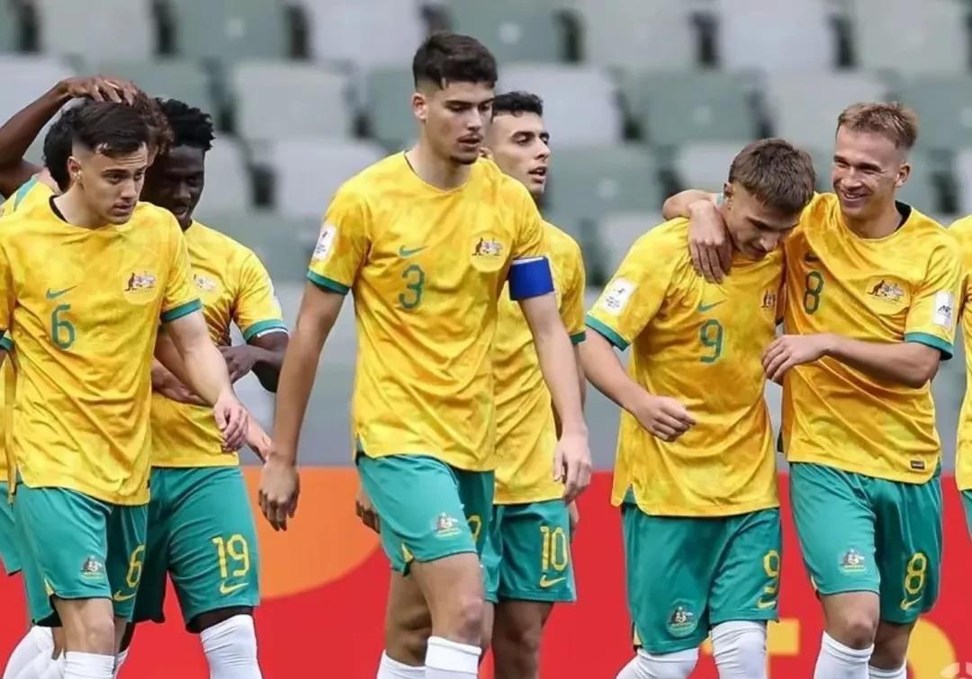 半场领先,球队最终逆转战胜对手 半场领先,球队最终逆转战胜对手