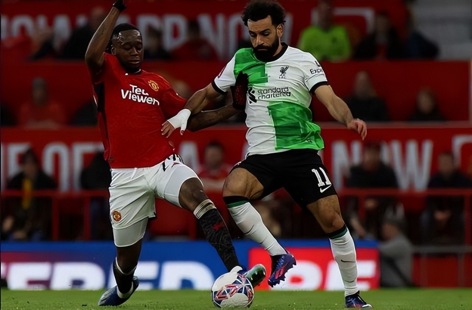 曼联2-4利物浦：红魔遭遇不敌被红军终结连胜的简单介绍