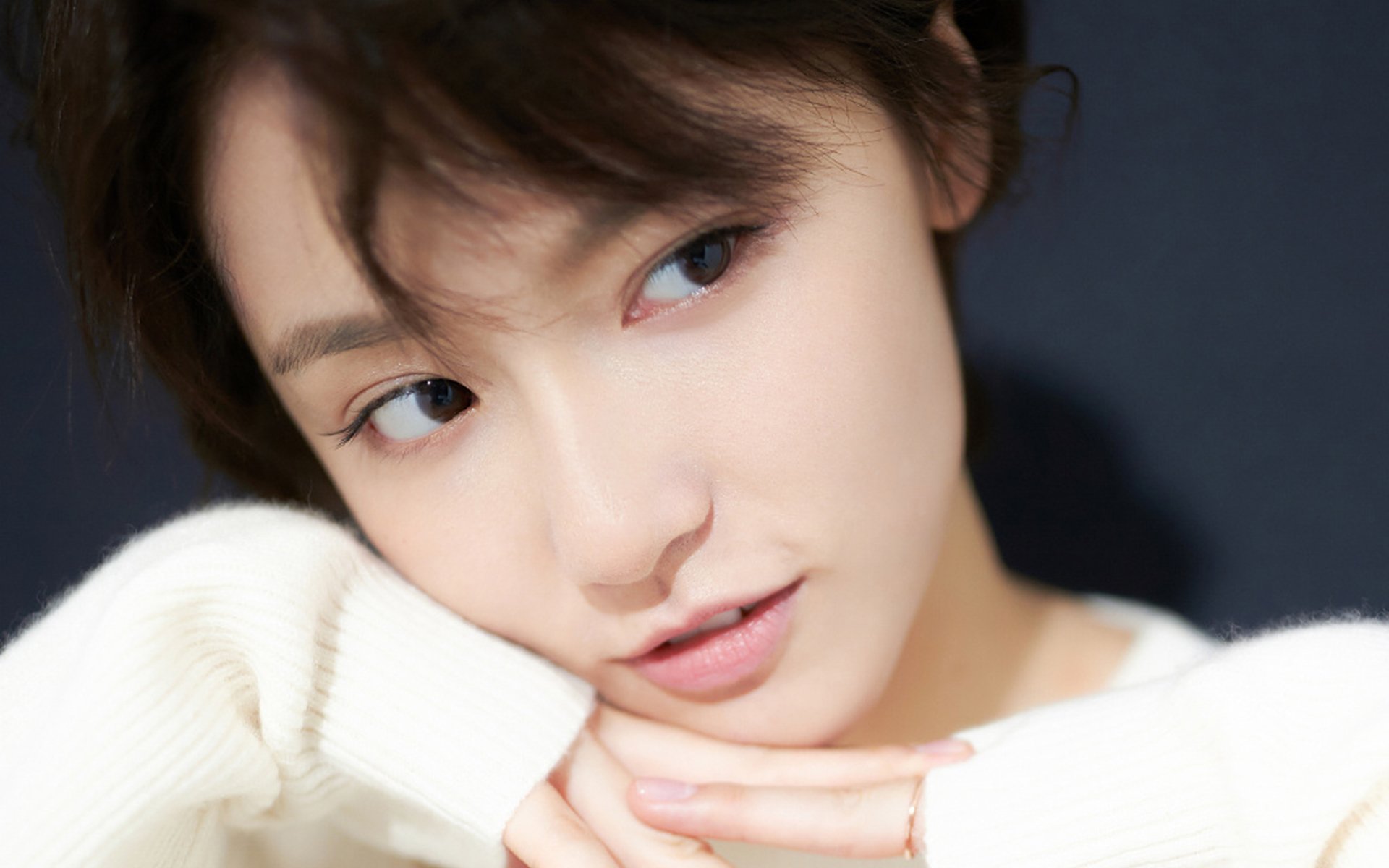 哈登攻防统治，老鹰单节击溃鹈鹕