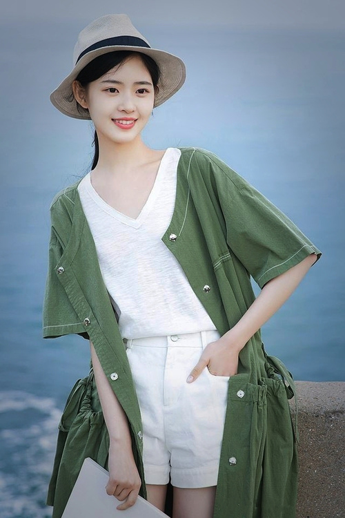 巴雷拉爆发！威尔士闪电战击溃几内亚