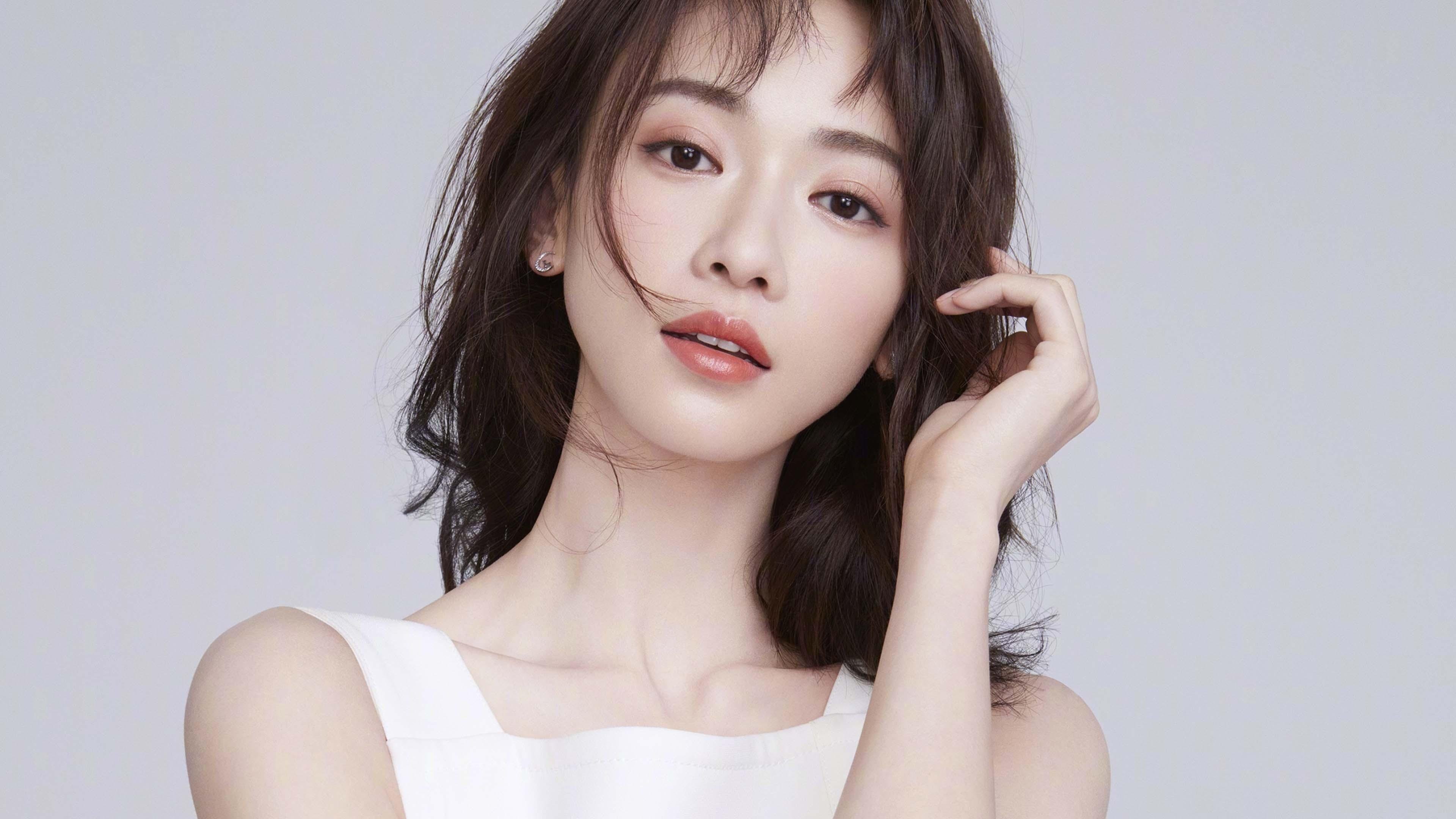 孤胆雄鹰撕裂苍穹,莫兰特压制级表演引领群狼吞噬雷霆