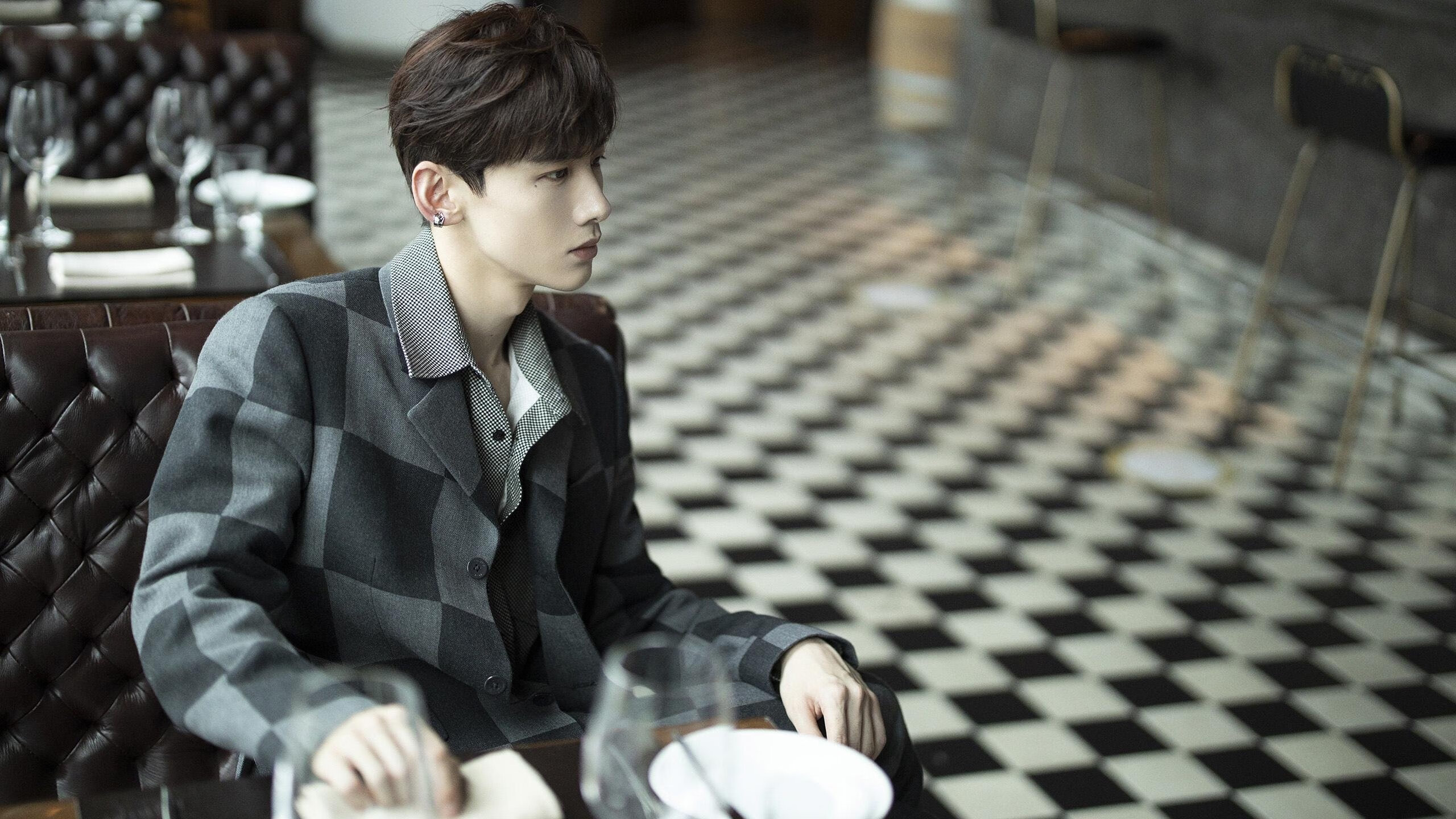 掌控时刻，从玻利维亚的渴望到斯通斯的总决赛传奇